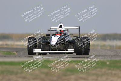 media/Oct-25-2025-CalClub SCCA (Sat) [[34c778dfbe]]/Group 3/Qualifying/